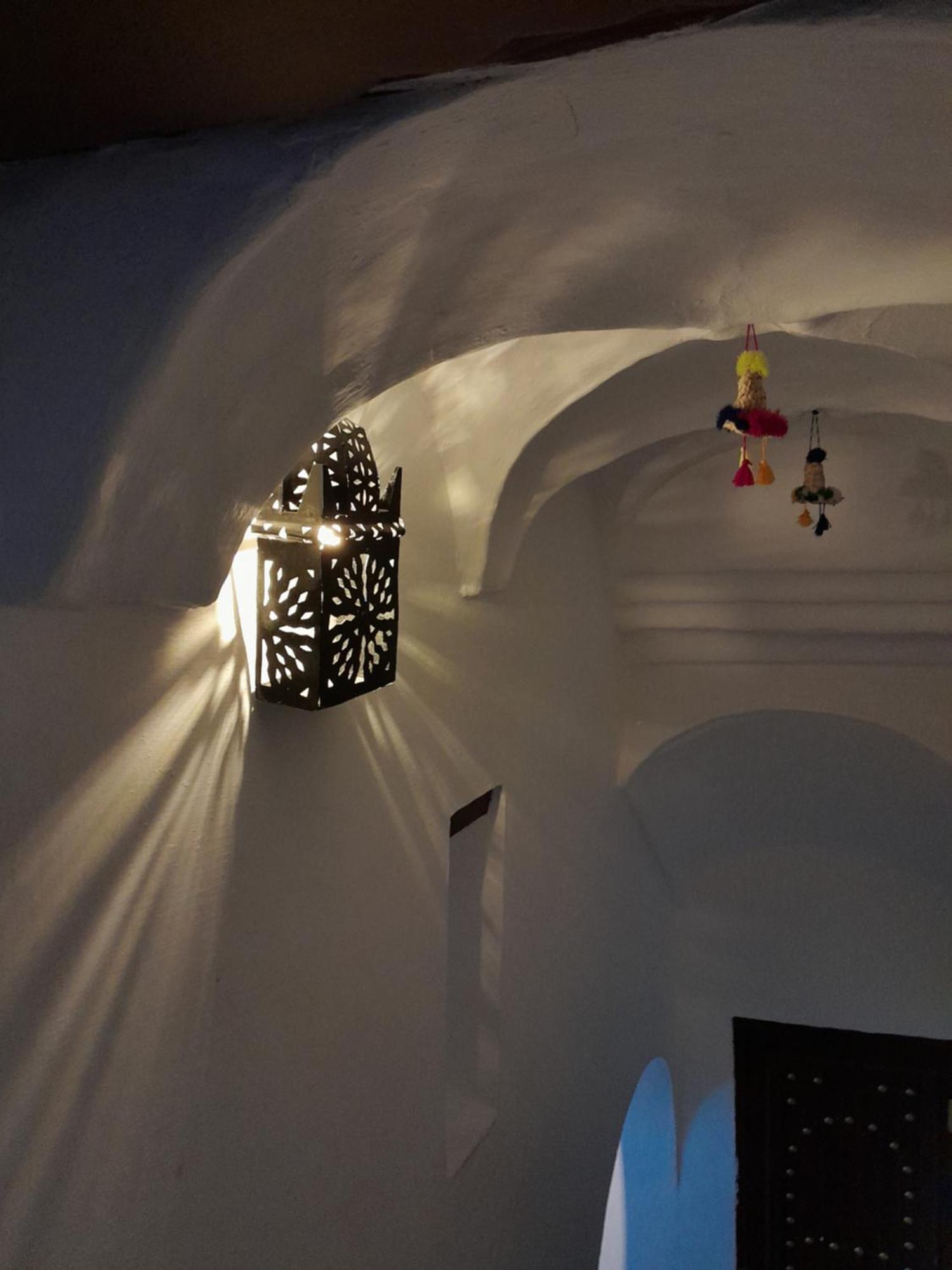 Hostel Four Seasons Tétouan Exteriör bild